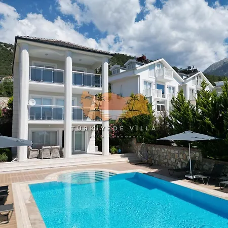Sunset View Villa *